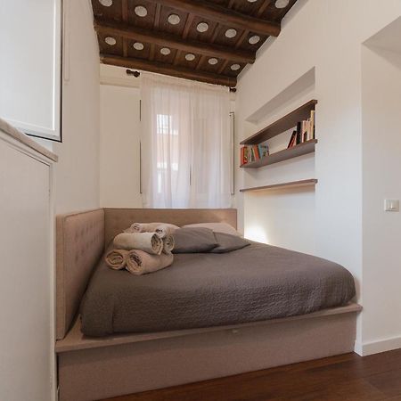 רומא Panieri - Trastevere Apartment מראה חיצוני תמונה