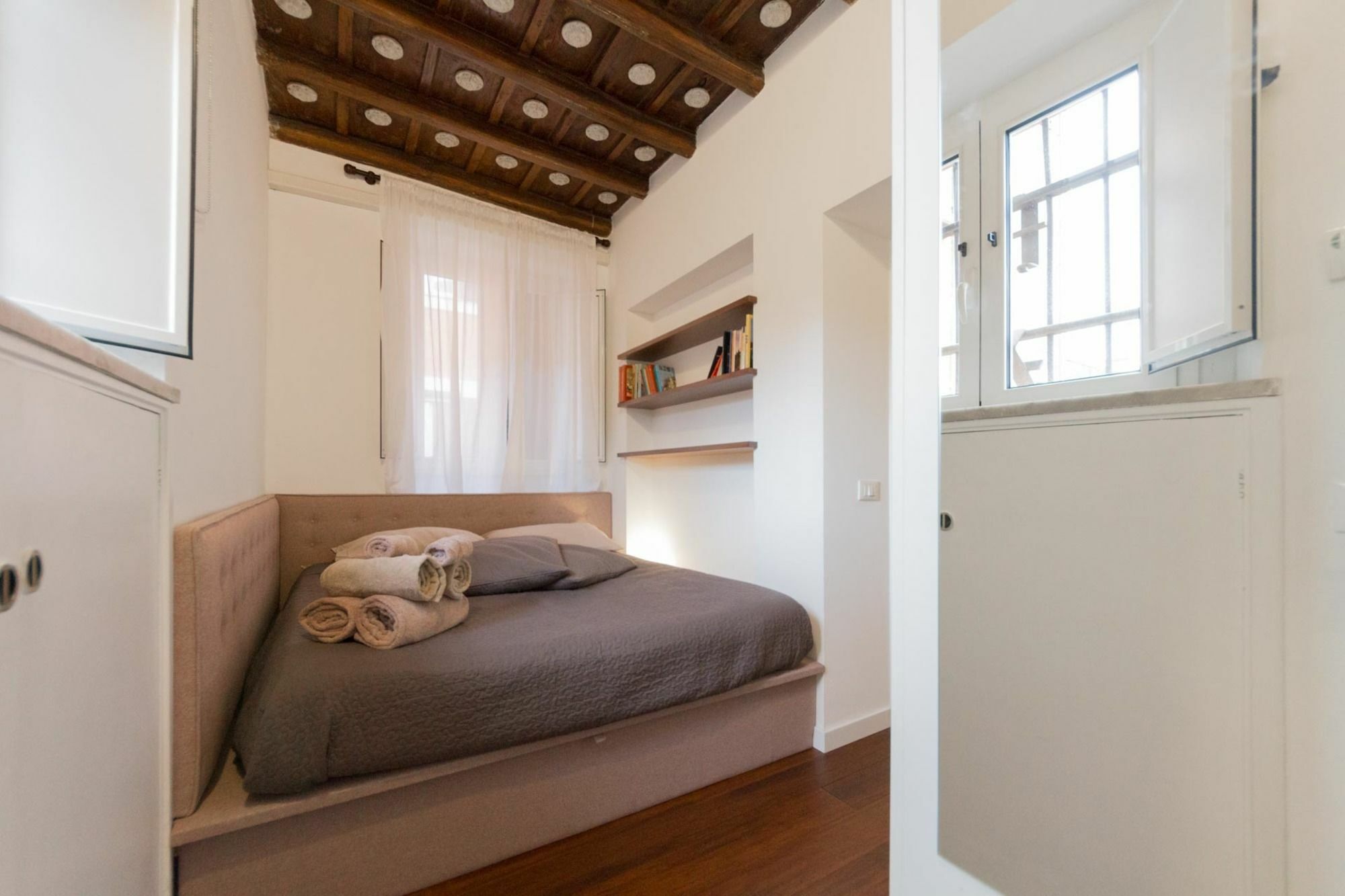 רומא Panieri - Trastevere Apartment מראה חיצוני תמונה